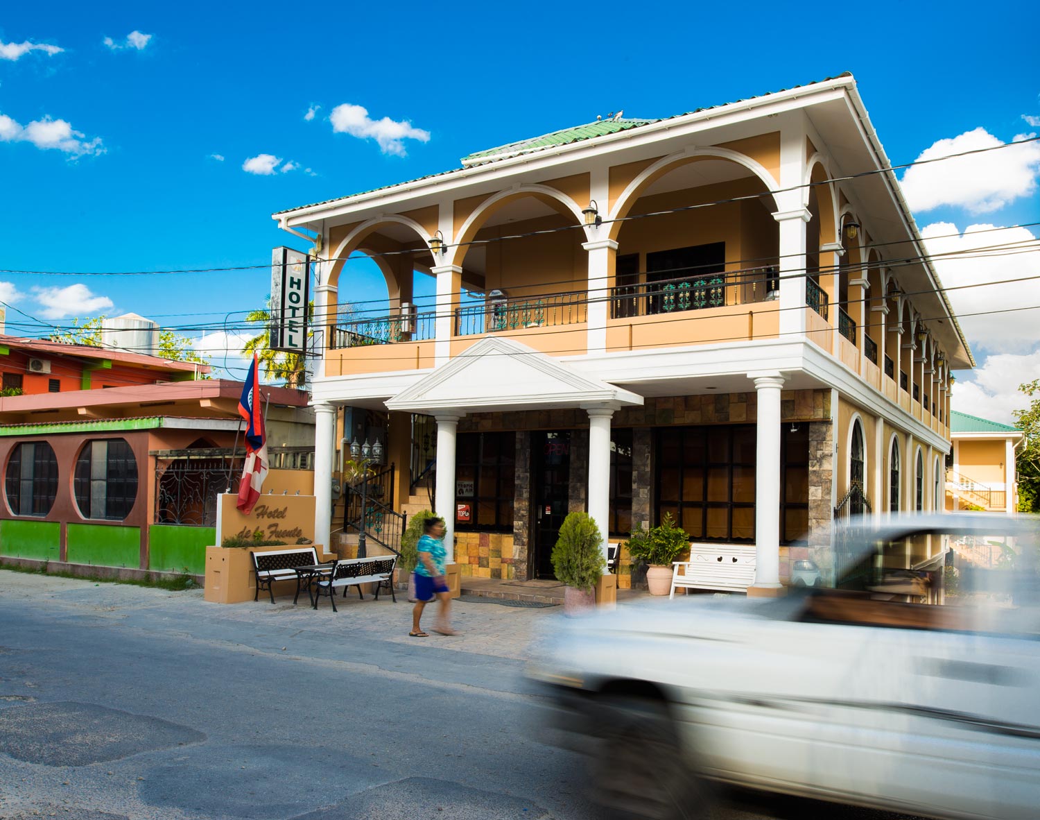 Hotel de la Fuente's main compound.